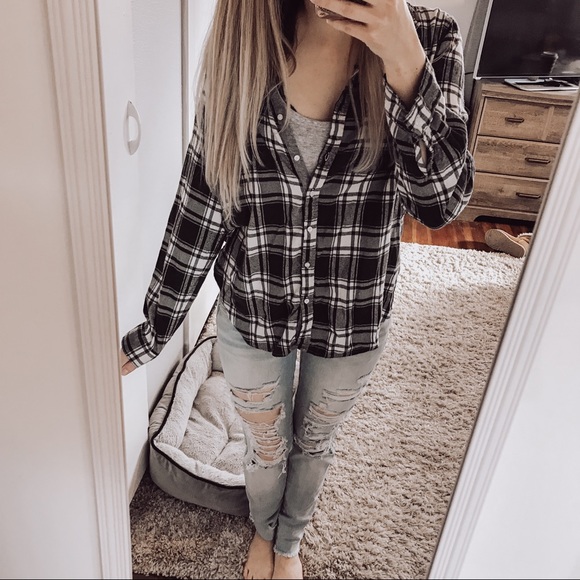 aerie Tops - Aerie Flannel Green Plaid Button Up